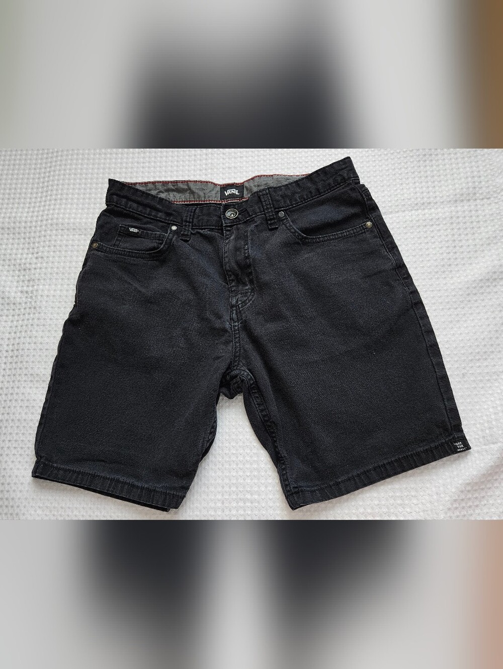 Vans Men's Black Flat Front Shorts Size 30